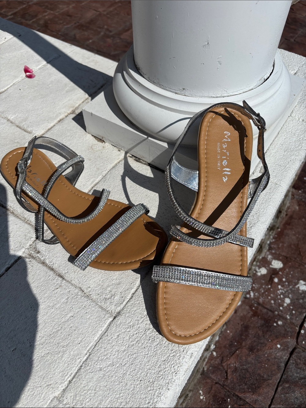 MARIELLA Metallic Silver Rhinestone Strappy Flat Sandals 9.5